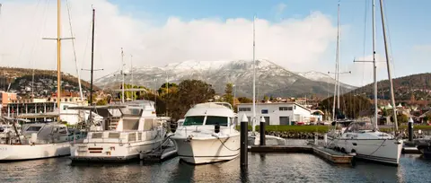 Mt Wellington. A beautiful sight with it's snowy cap.