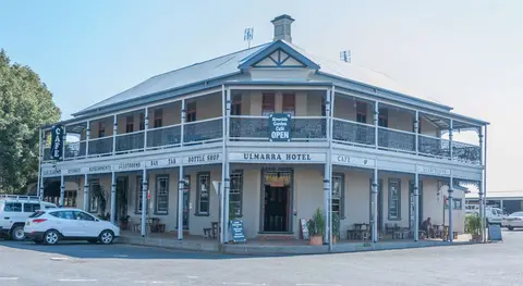 Ulmarra Hotel. A very attractive town and a fitting destination. This is as far upriver as we got in our pubcrawl.