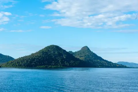 Haycock Island, Hinchinbrook Channel