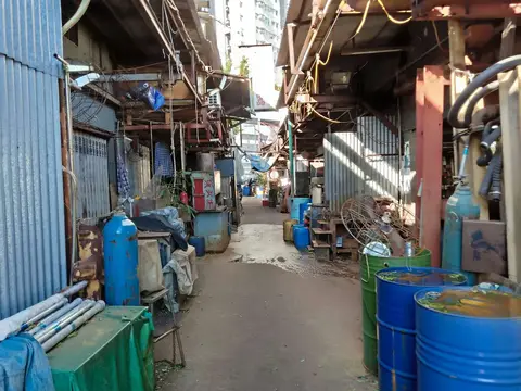 Aberdeen Boatyard Alleyway.. A full range of marine engineers line the alleyways.