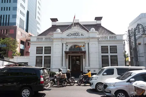 Bank Mandiri, Bandung. A colonial precursor to ABN AMRO.