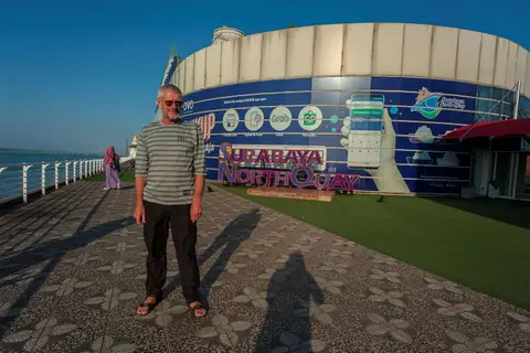 Me at Surabaya Harbour