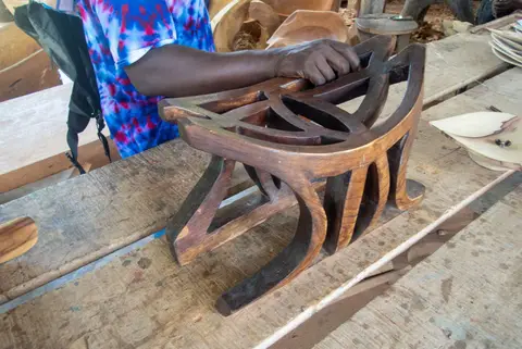 Carving.. Saamaka Museum.