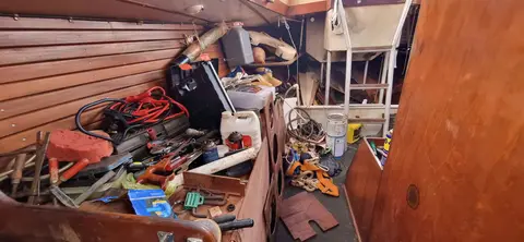 Bollemaat. A great boat on the outside but...