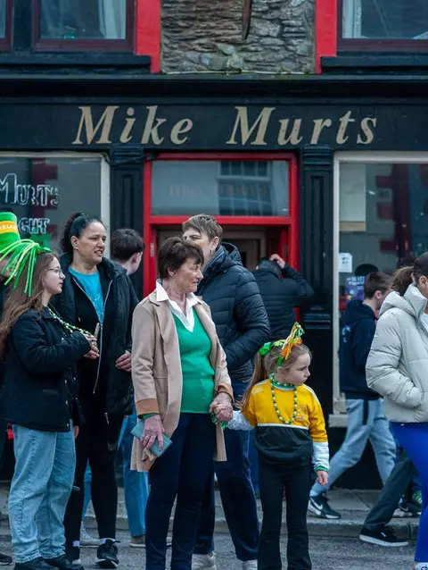 Mike Murts. Everyone ends up at Mike Murts eventually.