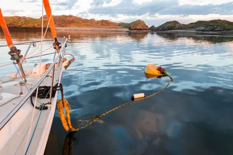 Mooring. Our anchorage in Inishbofin.