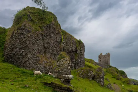 First Sight of Gylen Castle