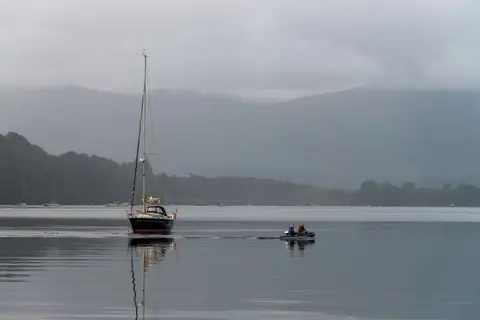 American Couple. It took them just 2 hrs to do Lochaline. I've been here 2 weeks and will be sorry to leave.
